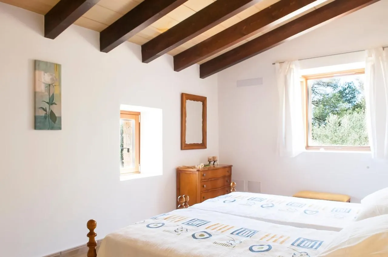 Finca Salas Nou Calonge  Vakantiehuis